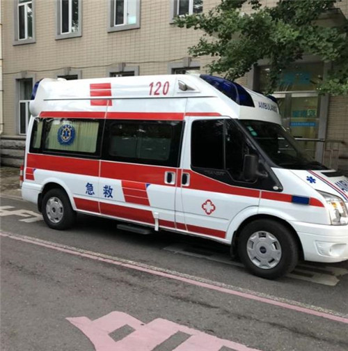 郊区选择我们的救护车出租,开启安心转院之旅