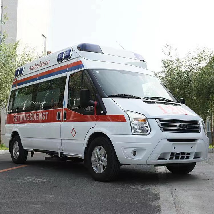 郊区行动不便者长途救护车租赁：安全转运的核心注意事项​